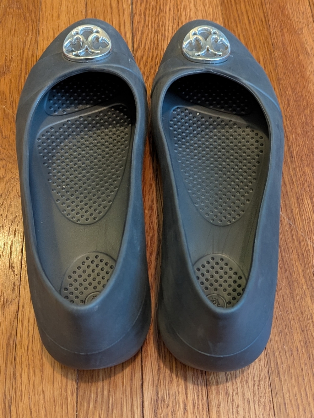 CROCS Dark Grey Slip-On Ballet Flats with Silver Logo Accent - Picture 3 of 8